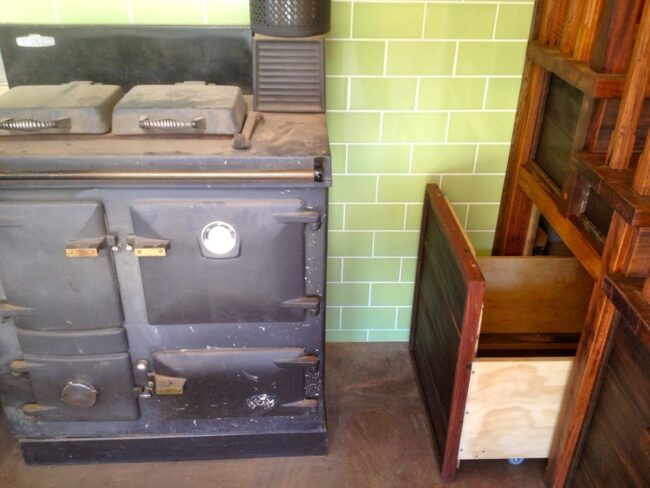 1208 woodbox – 01