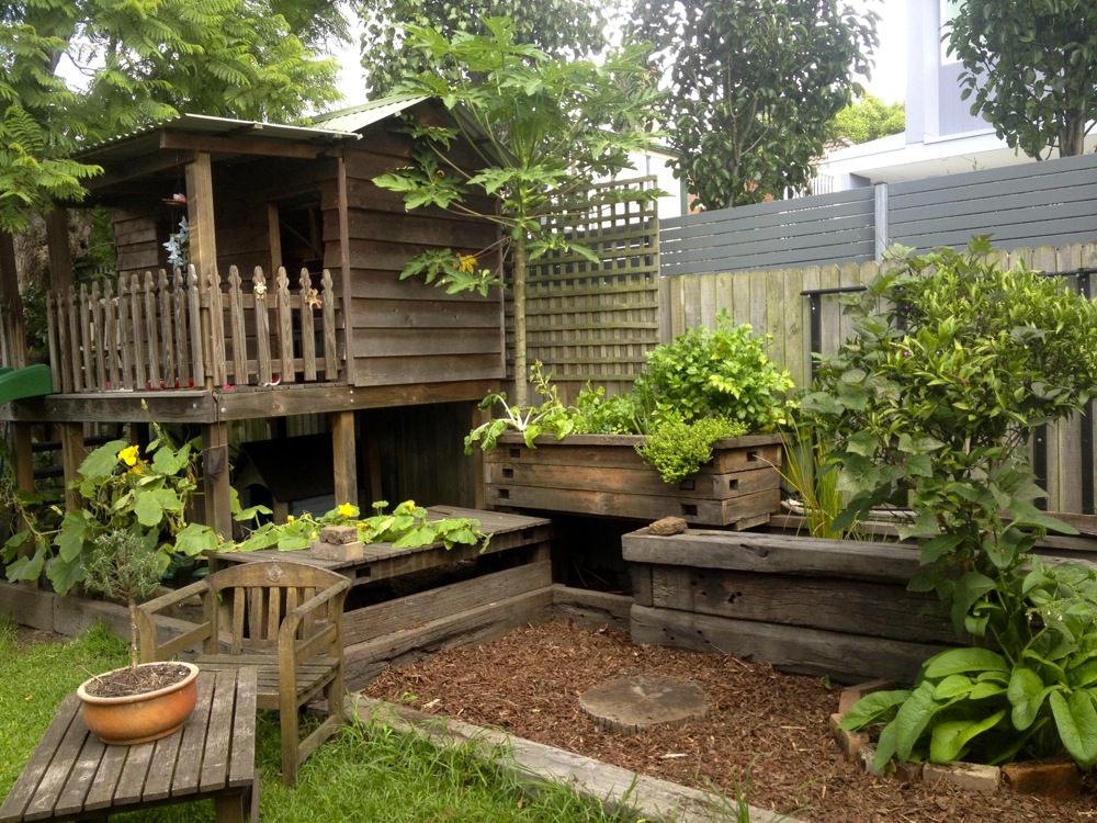 Family-friendly Urban Aquaponics - Milkwood: permaculture 