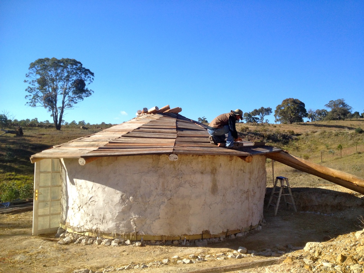 Shane finishing off the cladding