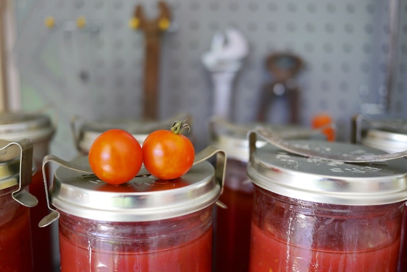 ripening tomatoes upside down 054