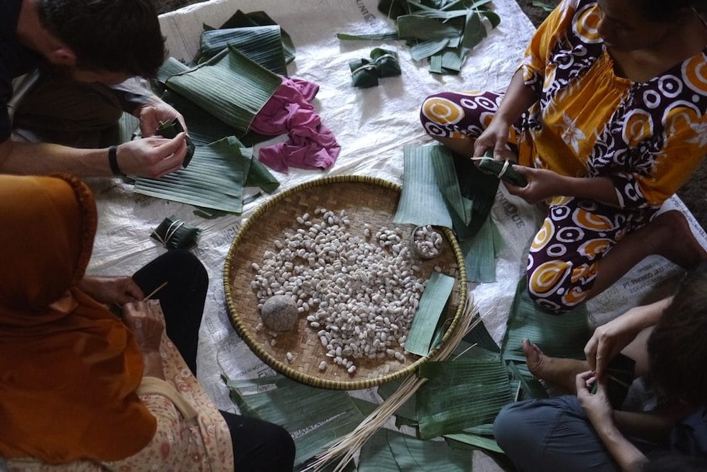 Tempeh making