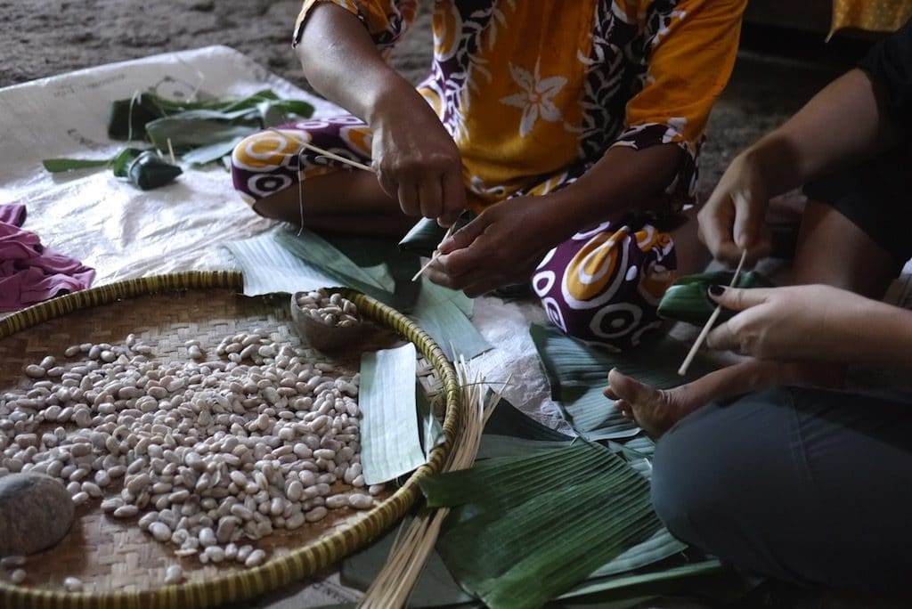 Tying off with bamboo string