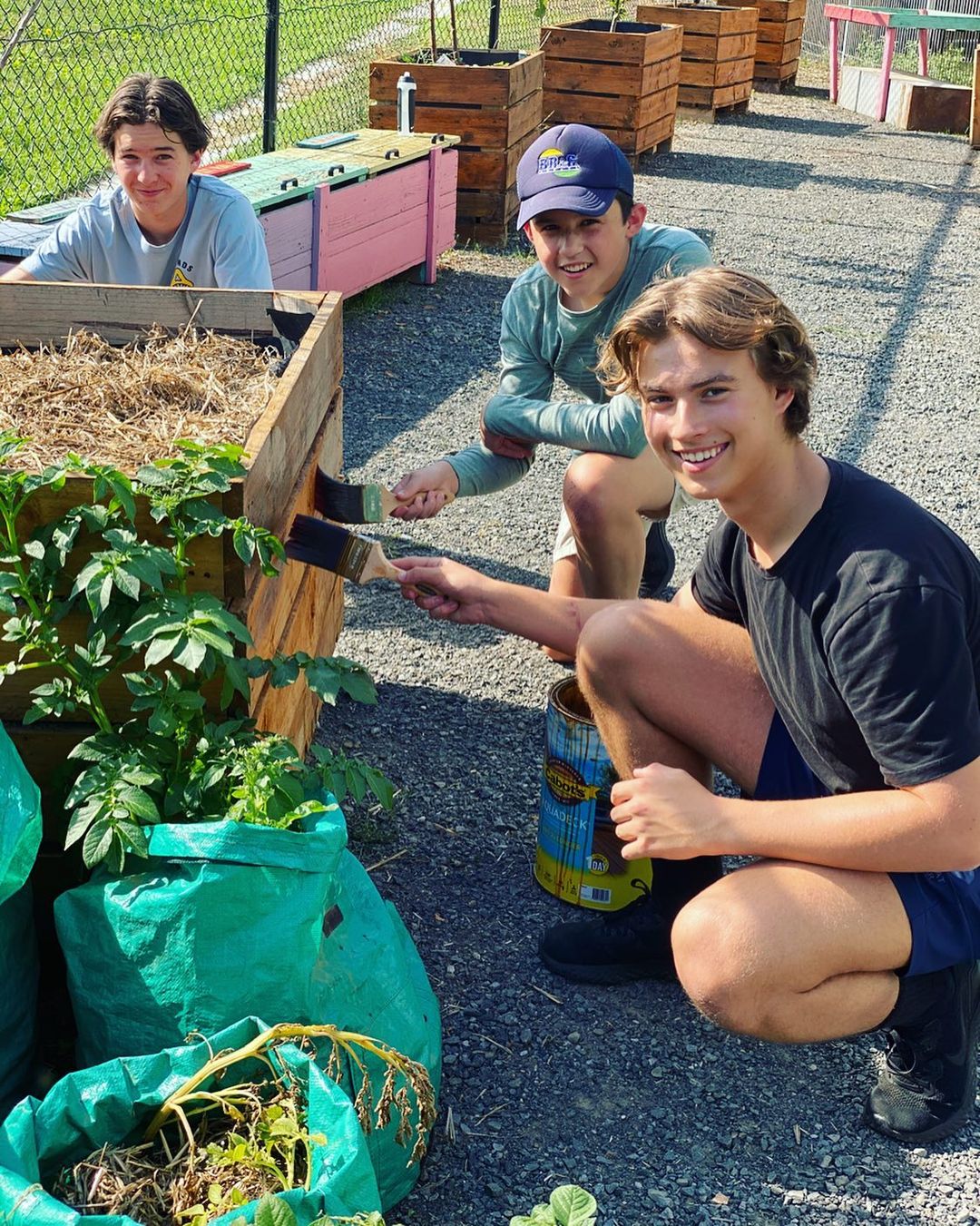 Ballarat Grammar students at Food is Free.