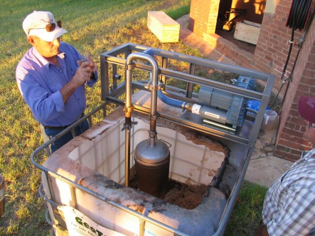 compost tea aerating away